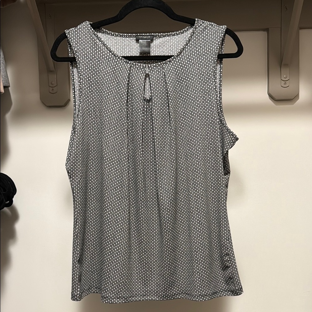 Ann Taylor Black and White Sleeveless Blouse